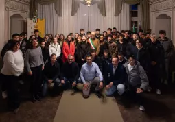 L’Amministrazione comunale insieme ai giovani buschesi nati nel 2007